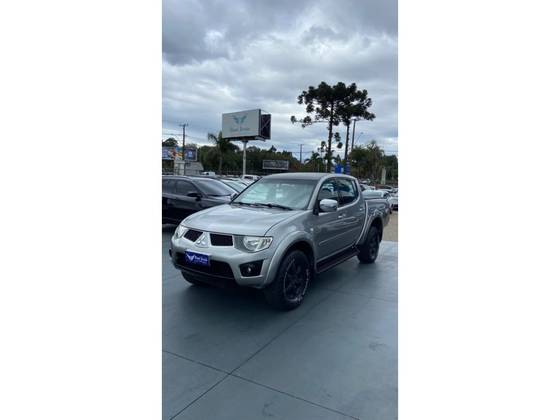 MITSUBISHI L200 TRITON 3.2 HPE 4X4 CD 16V TURBO INTERCOOLER DIESEL 4P AUTOMÁTICO MITSUBISHI L200 TRITON 3.2 HPE 4X4 CD 16V TURBO INTERCOOLER DIESEL 4P AUTOMÁTICO